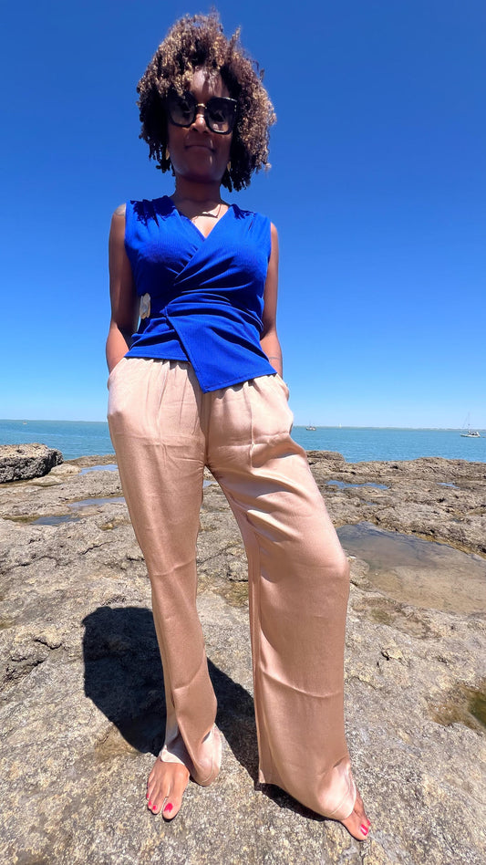 Top Gala en bleu roi, drapé asymétrique à détail bijou doré, collection L'Aix-quise, Havana Paris.